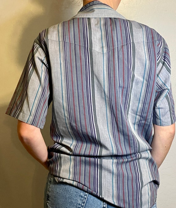 Vintage MENS Wrangler Short Sleeve Striped Pearl S