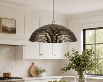 Hanglamp met gehamerde koperen koepel, zwarte Marokkaanse keukenlamp voor boven het kookeiland, handgemaakte plafondlamp + gratis lamp en kabel.
