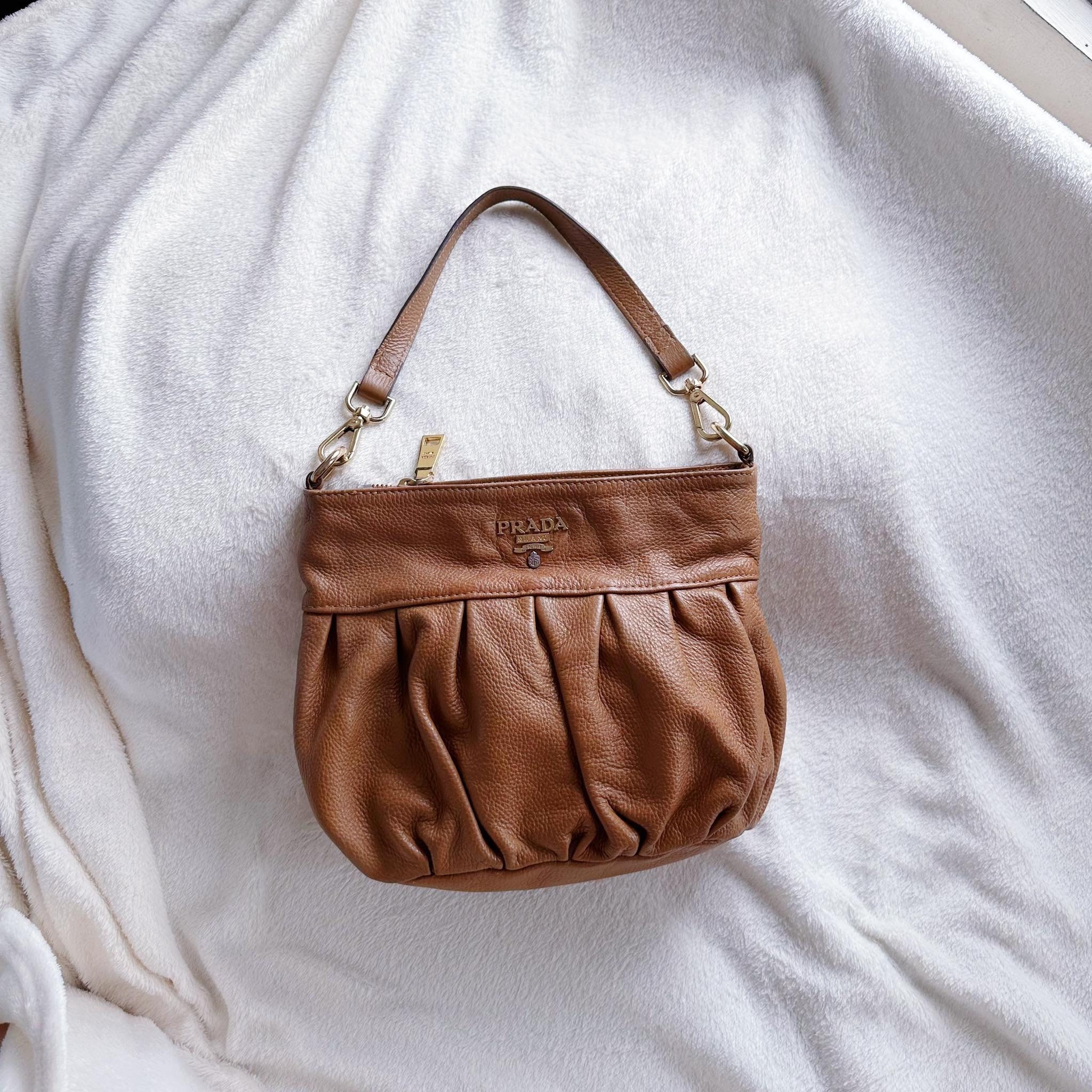 PRADA tessuto brown pochette - Vintage by Ebba AB