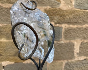 Kristallstecker "Inspiration" geschmiedet 80 - 120 cm weiß / Gartenstecker / Glasstecker / Glas-Stahl Kombination / handgeschmiedet
