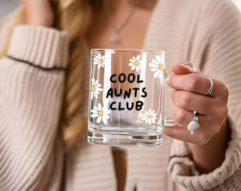 Cool Aunts Club Glastasse mit 300 ml Fassungsvermögen und hochwertigem DTF-Druck