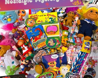 Bolsa sorpresa vintage de los 80-90. Las fotos son solo ejemplos. ¡La bolsa holográfica estará repleta de sorpresas!