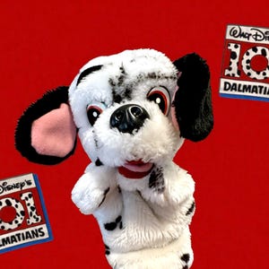 ぬいぐるみの犬ダルメシアンハンドパペット。90年代の「101匹わん