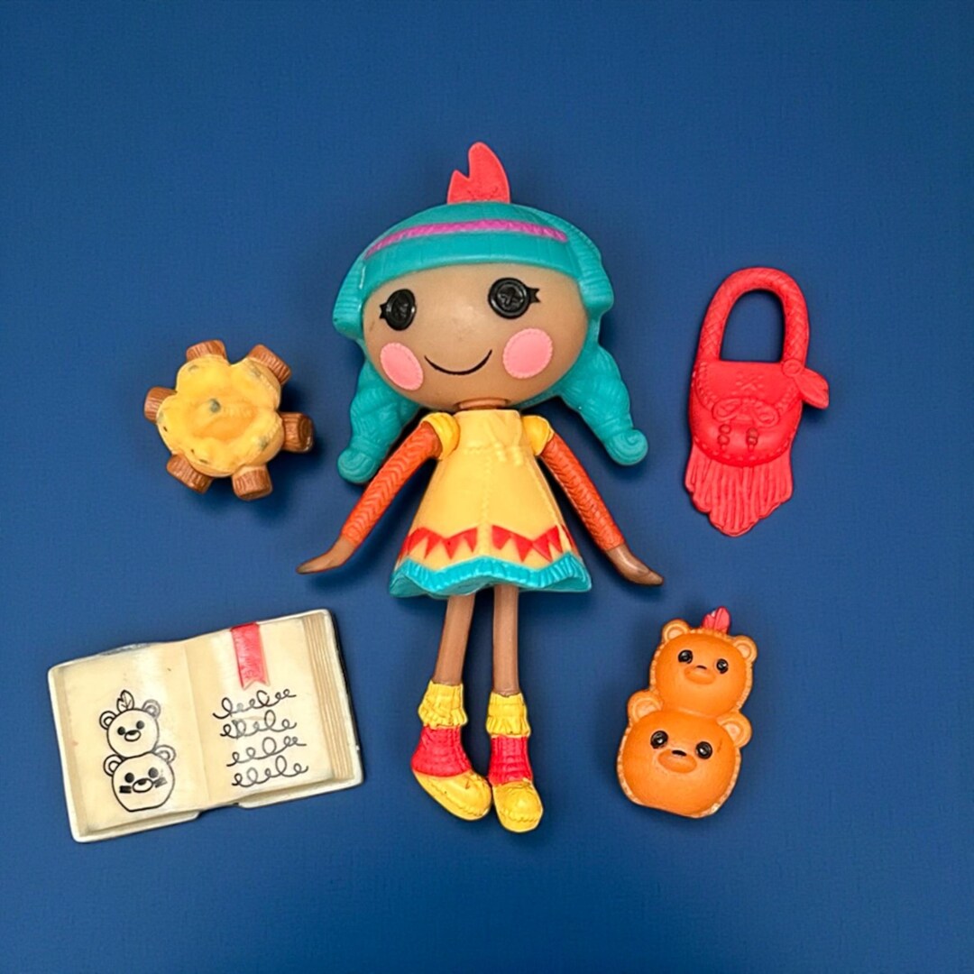 mga-lalaloopsy-3-mini-doll-feather-tell-a-tale-with-bears-campfire