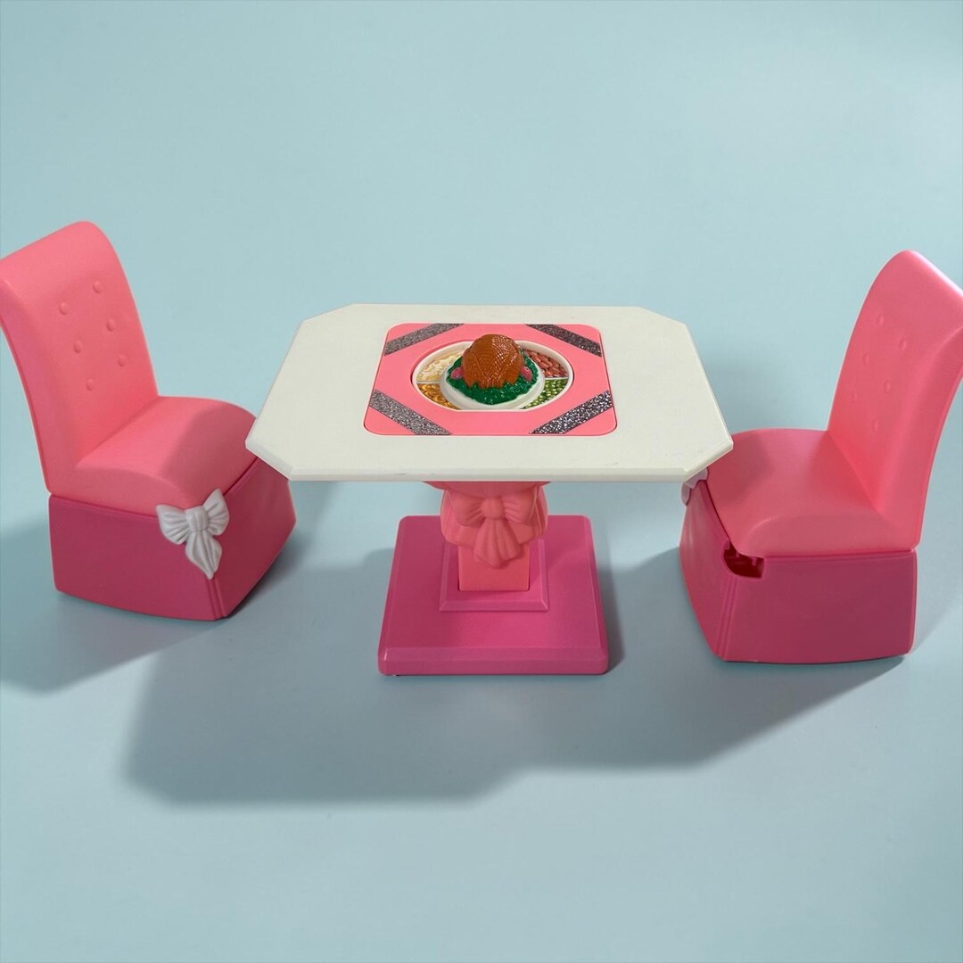 Vintage Barbie Magic Change Turkey Cake Dining Table Pink Chair