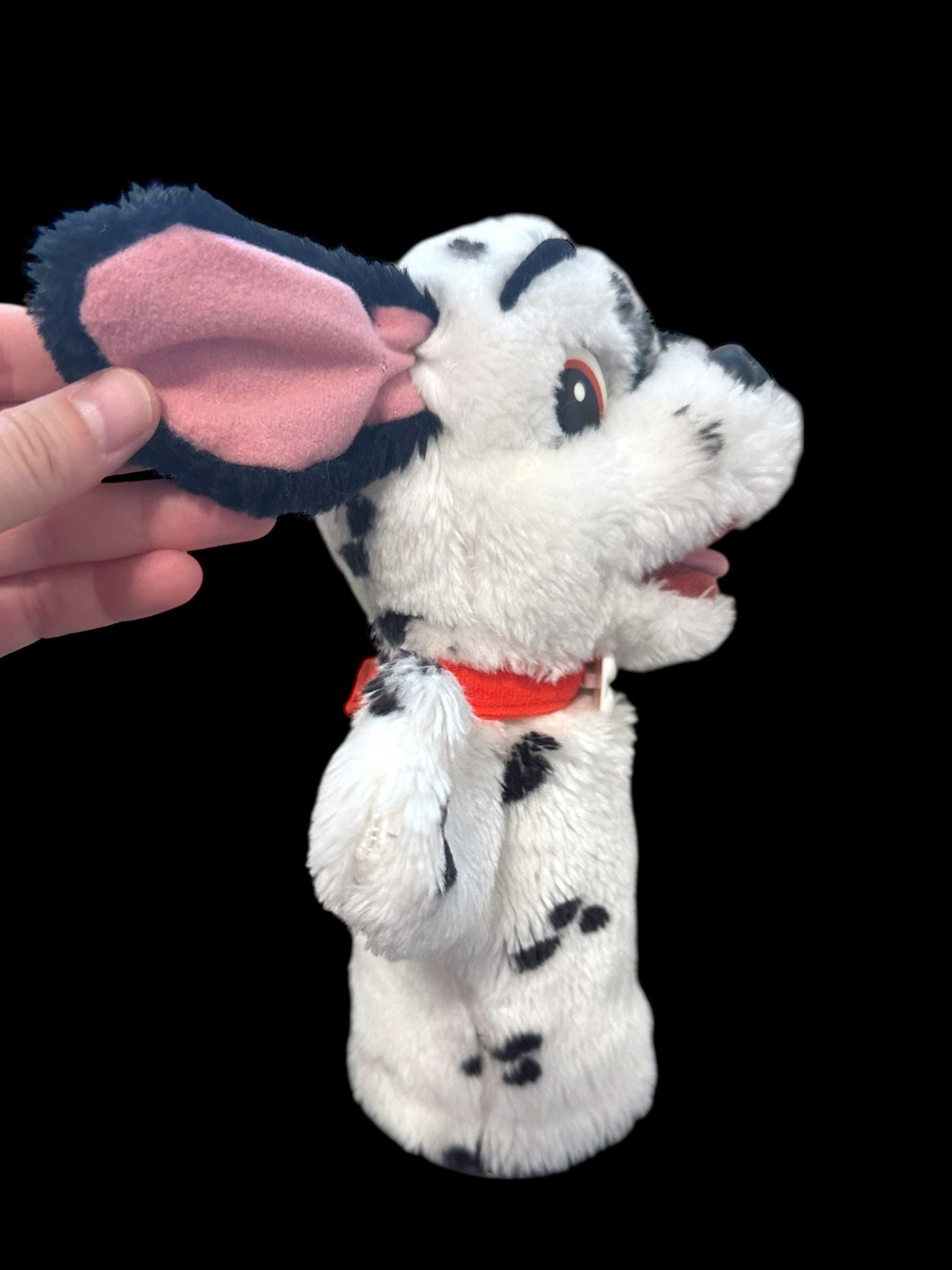 ぬいぐるみの犬ダルメシアンハンドパペット。90年代の「101匹わん