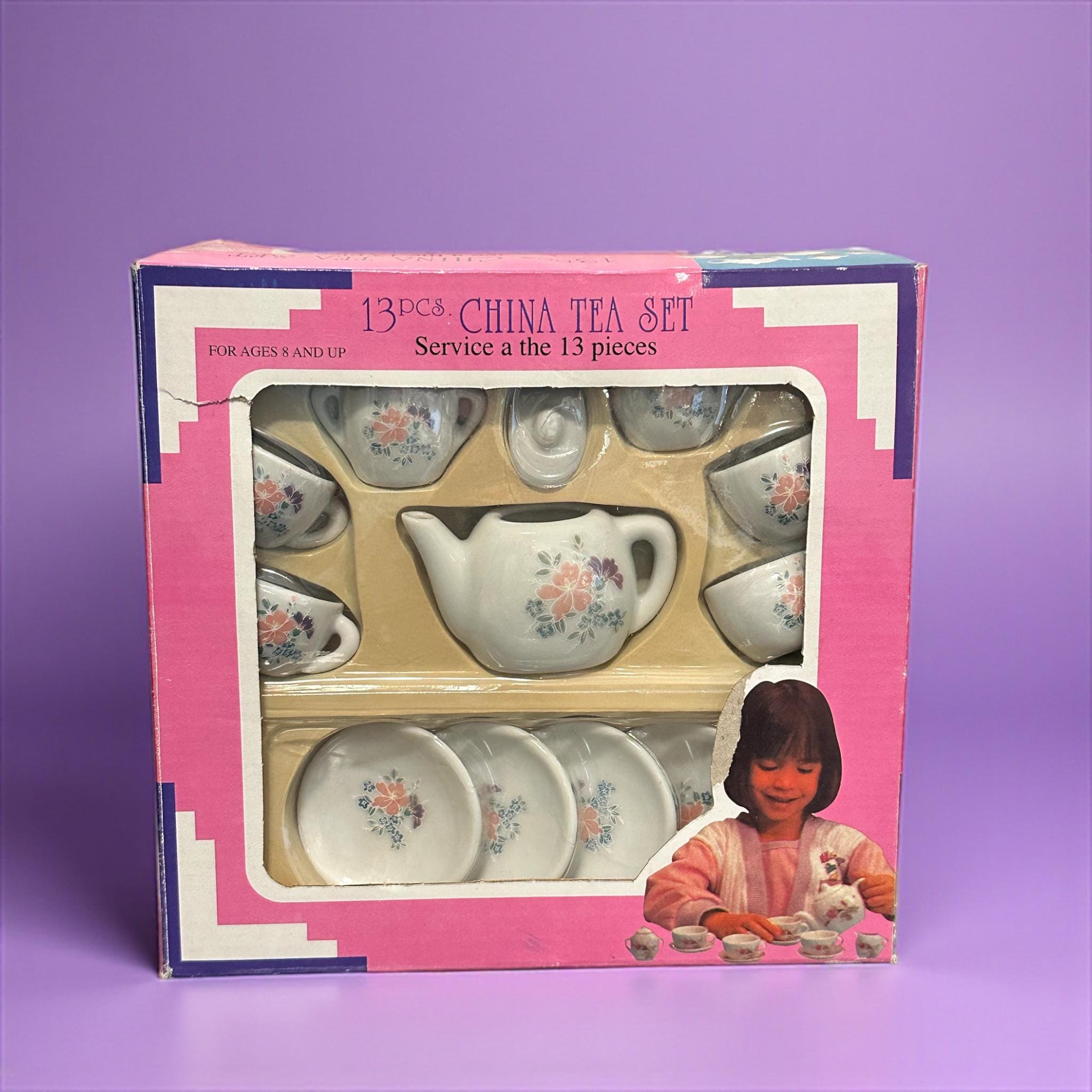 1940 Toy Tea Set Canada