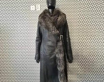 Casaco de Inverno Feminino Luxuoso em Shearling Genuíno - Trench de Couro Chic com Pele, Casaco Boho Longo dos Anos 70 - Presente para Ela