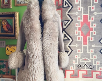 Abrigo Gris de Mujer Penny Lane de Piel – Vintage Afgano de Cuero Gamuza Medio | Shearling 90s Boho Hippie Invierno Cálido