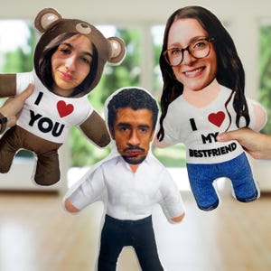 Muñeca fotográfica personalizada detallada, retrato de mamá y papá, regalo personalizado, almohada personalizada, peluche personalizado, regalo personalizado para familias que viven lejos