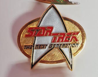 Original  Star Trek Next Gen Lincoln Enterprises  Pin Set of 3