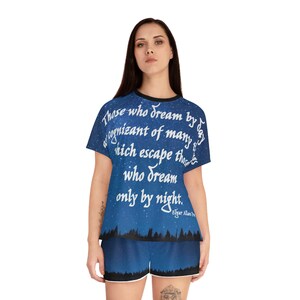 Edgar Allan Poe-jammies, Those who dream by day are congizant of many things....