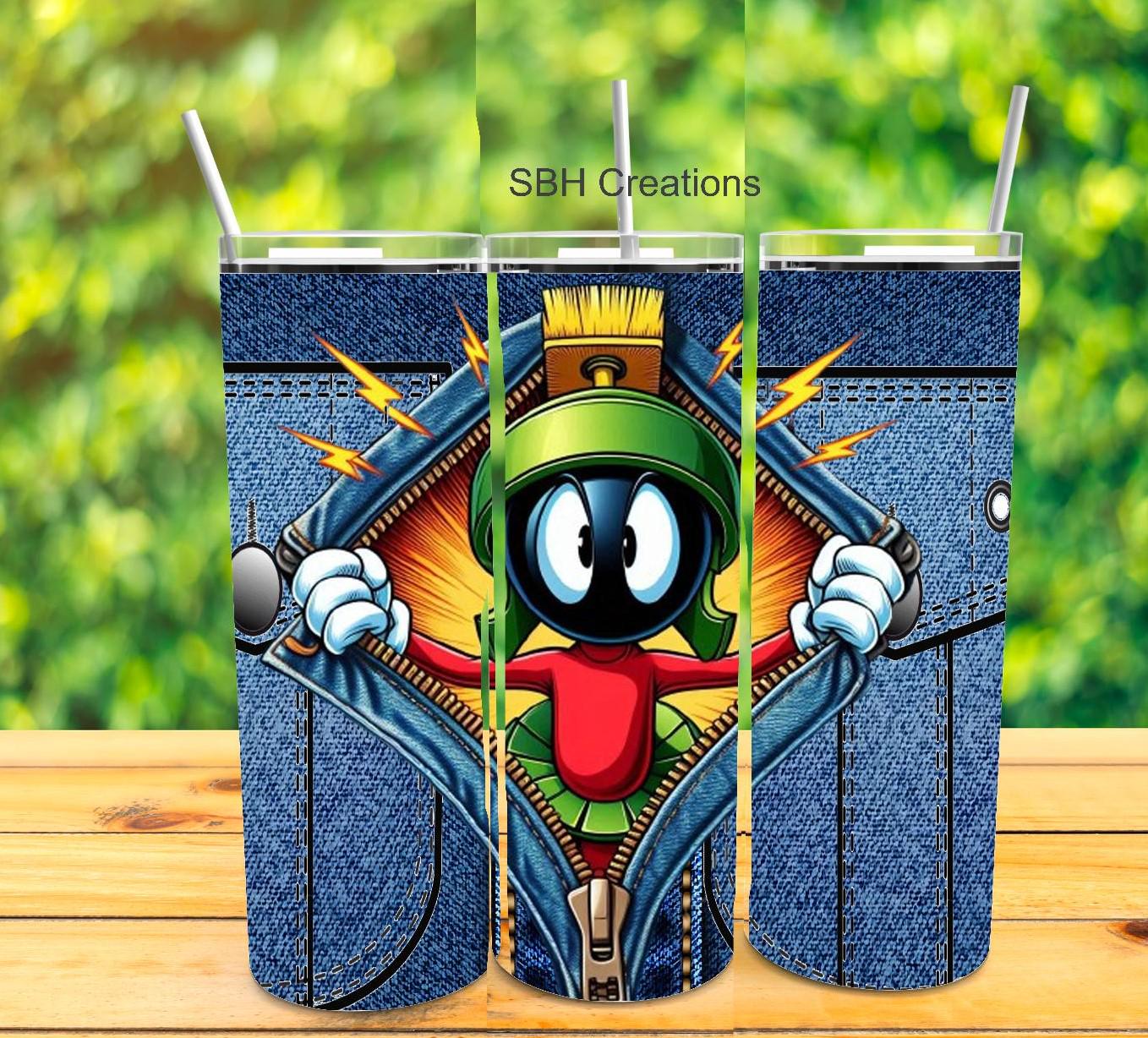 20 oz Cartoon Marvin /Martian Insulated Tumbler with sliding lid and straw