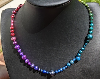 Collar de perlas arcoíris de 18 pulgadas de color vivo