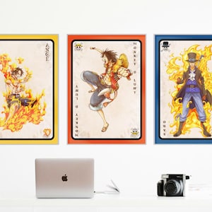 Ensemble d'affiches numériques One Piece - Art mural anime Luffy, Ace et Sabo - Trio de style carte à jouer imprimable - Décoration de chambre anime à télécharger