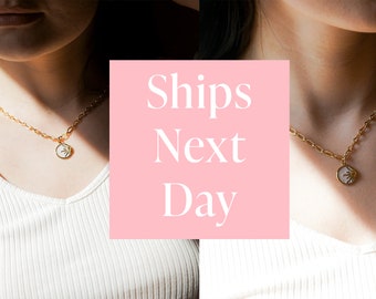 Vintage Friendship Necklace, Sun and Moon, 8K Gold Plated Sun Moon Stars Round Coin Pendant Necklace, Mother of Pearl Necklace, Boho Jewelry