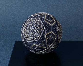 Japanese Home Decor, Temari Ball "Uchū-no-yoru", Silk Embroidery, Geometric Pattern, Japanese Art Object, Fiber Art, Gold and Black