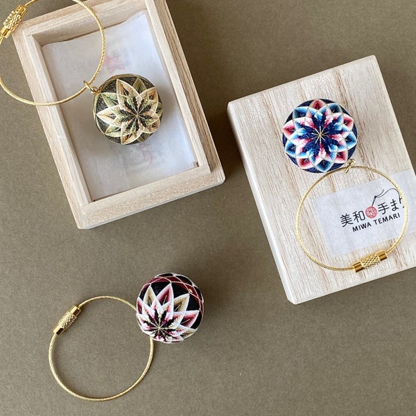 Japanese temari ball keyring / bag charm "Kiku". Traditional Japanese pattern, chrysanthemum flower, silk embroidery.