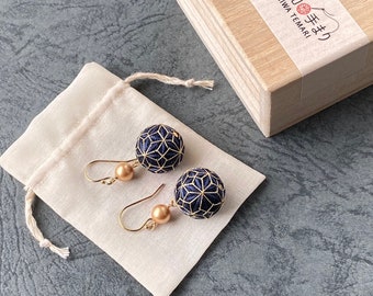 Japanese temari ball earrings "Asanoha" with hemp leaf pattern, navy and gold. Traditional Japanese design, silk embroidery.