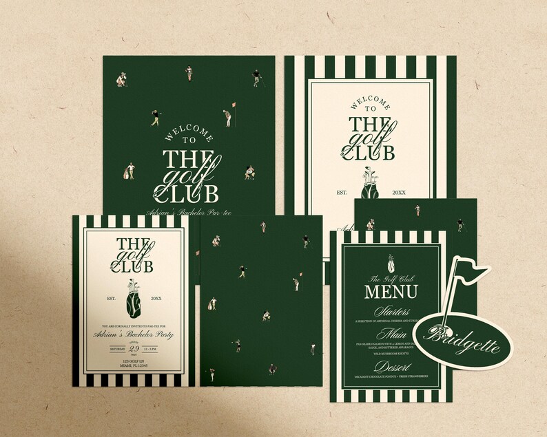 K&ouml;nnte beinhalten: Eine Sammlung von gr&uuml;n-wei&szlig;en Golf-Themen-Papeterie. Die Designs umfassen Einladungen, Men&uuml;s und ein Namensschild. Der Text enth&auml;lt "Welcome to The Golf Club" und "Adrian's Bachelor Party".