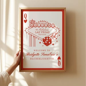 Plantilla de letrero de bienvenida editable con la frase "LUCKY IN LOVE" para bodas en casinos, letrero de bienvenida personalizado para despedidas de soltera en Las Vegas, letrero de bienvenida para bodas vintage, descarga instantánea