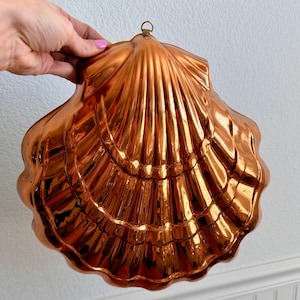 Large Vintage Copper Shell Clamshell Jello Mold/Wall Hanging, Metalutil Copper Mold, French Kitchen Decor