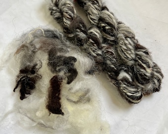 Single-ply mixed wool handspun textured yarn