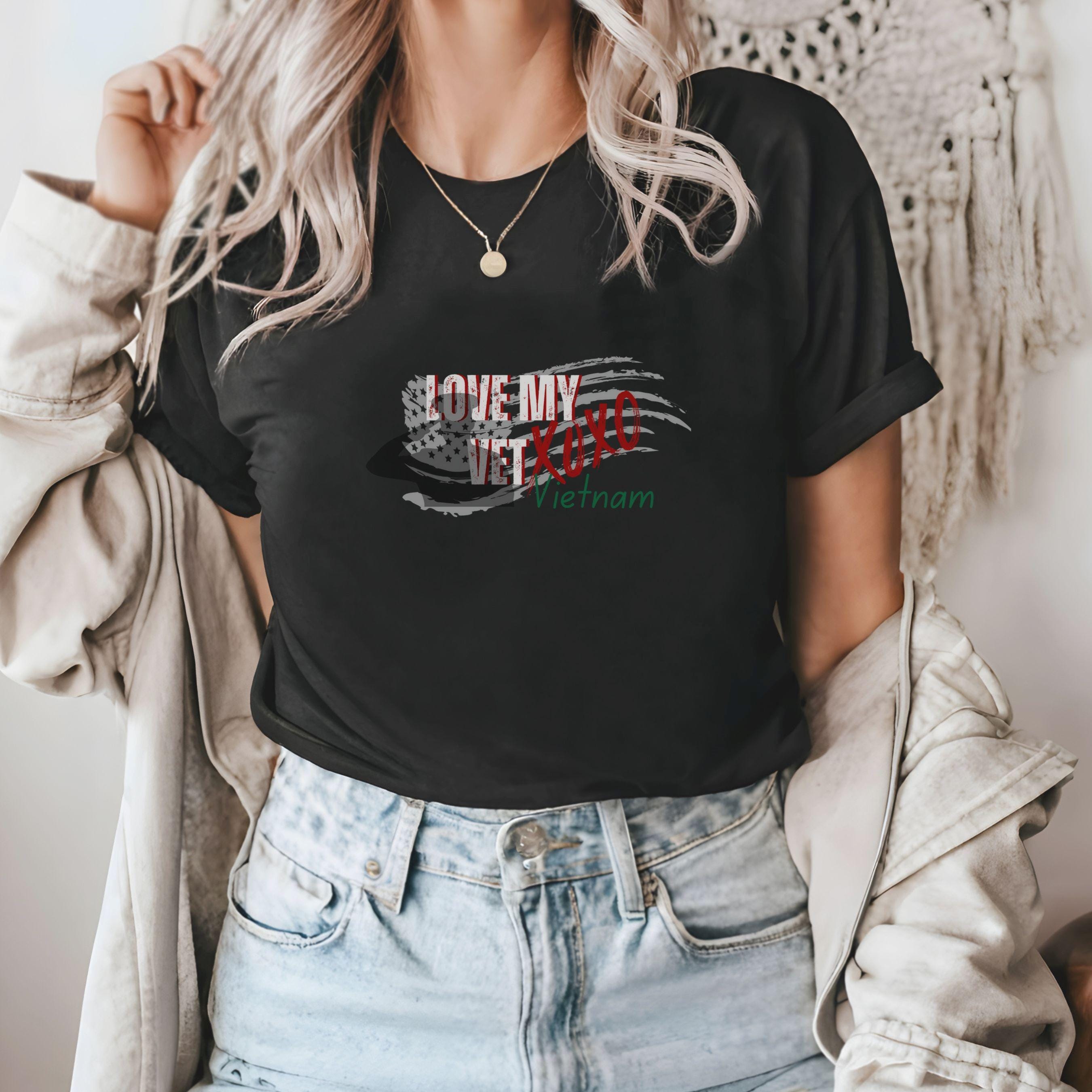 Women Black Veteran Tee Birthday  Veteran Lovers Gift Memorial Day Patriotic Men Women American Flag Love My Vet Vietnam Soldier Image