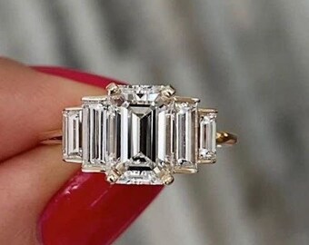Anillo de boda Moissanite de talla esmeralda de cinco piedras de 5 CT, anillo de compromiso, anillo de propuesta, anillo de aniversario único para ella
