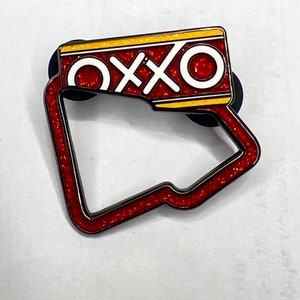 OXXO HAT Pin aus Metall