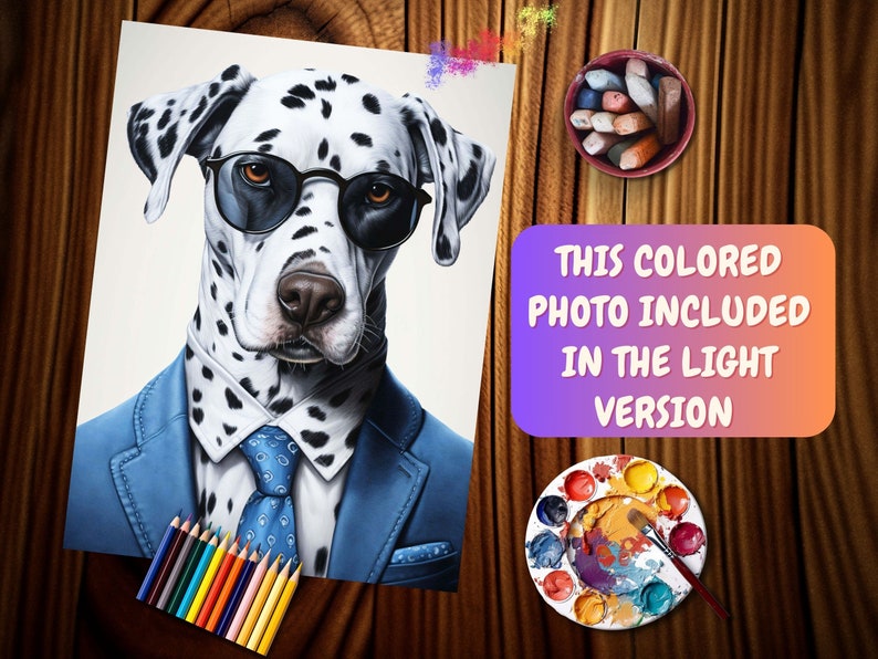Op de afbeelding: Een Dalmatische hond die een blauw pak en een blauw-witte gestreepte stropdas draagt. De hond draagt een zonnebril en heeft een serieuze uitdrukking op zijn gezicht.