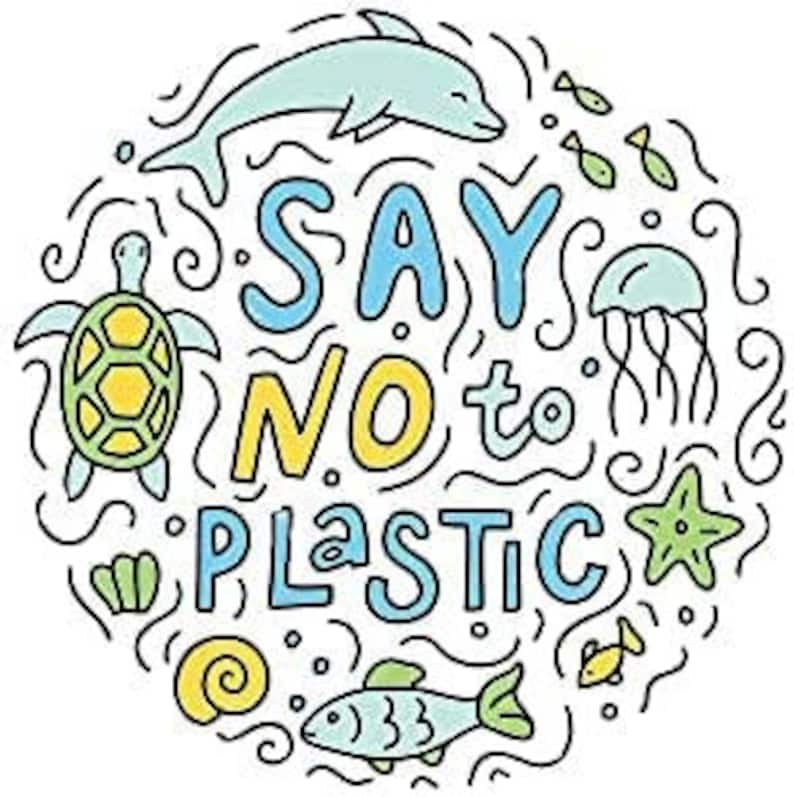 K&ouml;nnte beinhalten: Eine farbenfrohe Illustration mit dem Text "SAY NO to PLASTIC" umgeben von Bildern eines Delfins, einer Schildkr&ouml;te, einer Qualle, eines Seesterns und Fischen. Die Illustration f&ouml;rdert das Umweltbewusstsein und ermutigt Menschen, den Plastikverbrauch zu reduzieren.