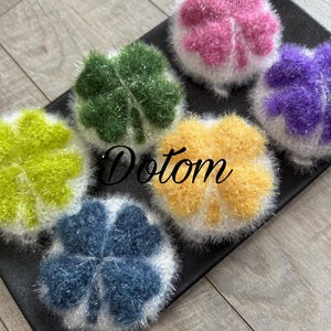 Handmade Dish scrubby   Three-dimensional clover scrubber