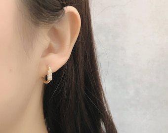 Timeless Beauty: Elegant Earrings to Elevate Your Look