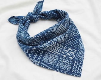 Pañuelo de algodón índigo: bufanda bohemia con estampado de bloques de patchwork