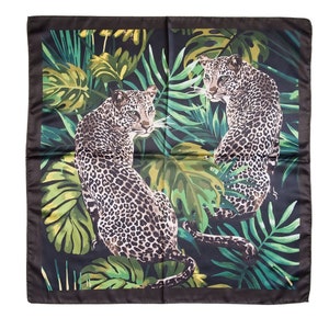 Leopard Jungle Satin Bandana - Elegant Wild Animal and Leaf Print Scarf, Exotic Nature-Inspired Accessory, 50x50cm Square Neck Head Scarf