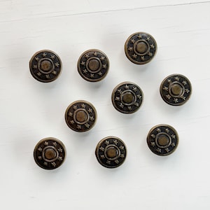 17mm Antique Bronze Star Jean Button – Durable No-Sew Metal Rivet Fastener for Denim, Jackets, Pants, Bags & DIY Projects