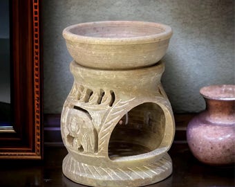 Handmade Carved Soapstone Oil Burner – Unique Aroma Diffuser