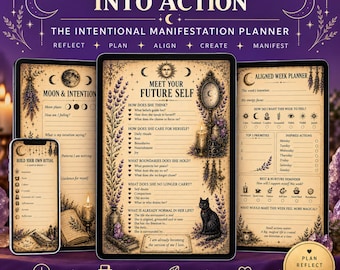 Puede incluir: Un conjunto de planificadores de manifestación digital en smartphone y tableta con fondos de pergamino vintage. Las páginas incluyen ilustraciones celestiales, un gato negro, lavanda y títulos como Meet Your Future Self y Aligned Week Planner, sobre un fondo morado intenso.