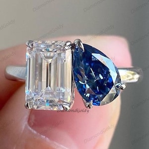 Toi Et Moi Ring Emerald And Pear Cut Moissanite Engagement Ring Royal Blue And Colorless Cocktail Ring You And Me Ring Anniversary Gift