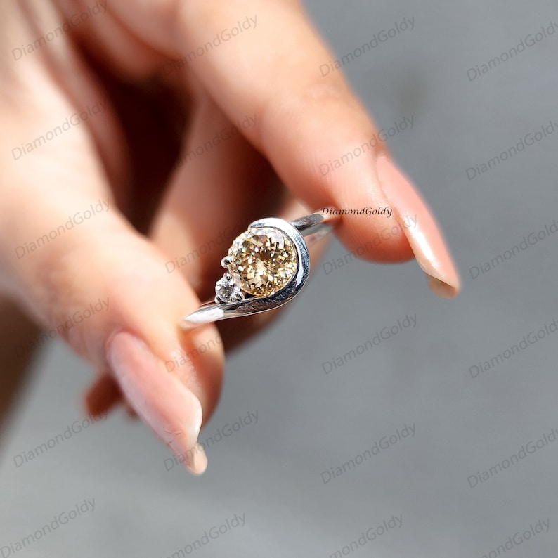 colored portugal cut diamond,
champagne portugal ring,
Antique portugal moissanite ring,
round cut diamond,
Champagne moissanite,
portugal diamond,