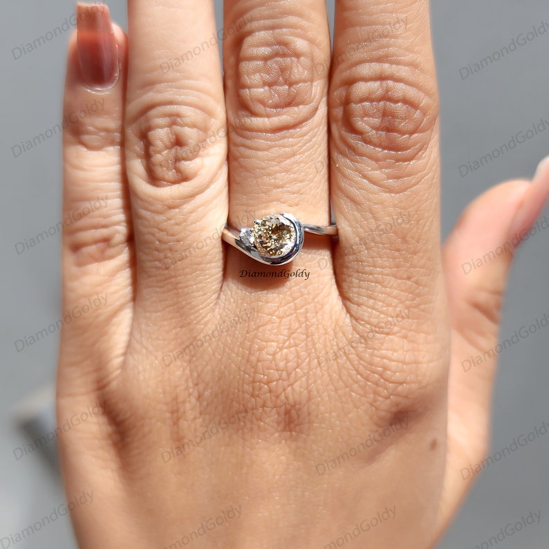 colored portugal cut diamond,
champagne portugal ring,
Antique portugal moissanite ring,
round cut diamond,
Champagne moissanite,
portugal diamond,