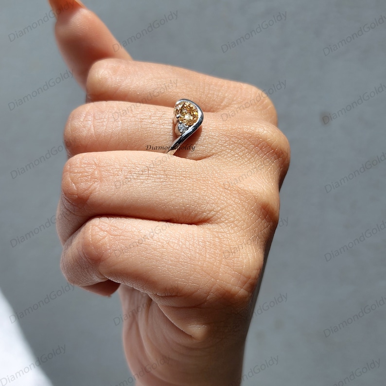 colored portugal cut diamond,
champagne portugal ring,
Antique portugal moissanite ring,
round cut diamond,
Champagne moissanite,
portugal diamond,