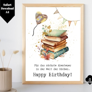 Op de afbeelding: Een aquarel-illustratie van een stapel boeken met een luchtballon op de achtergrond. De tekst "Für das nächste Abenteuer in der Welt der Bücher. Happy Birthday!" staat onder de boeken.