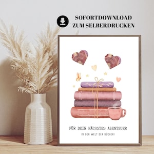 Op de afbeelding: Een printable poster met een stapel boeken, een kopje koffie en harten. De tekst luidt "Voor je volgende avontuur in de wereld van boeken!"