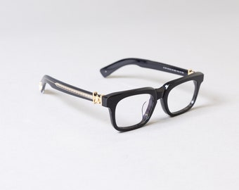 Ultra-light pure titanium frame anti-blue light anti-myopia, Glasses frames men and women, Fashion glasses.