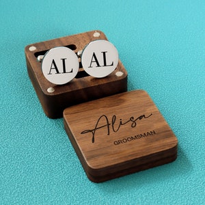 Gemelos personalizados, regalos para padrinos de boda, gemelos de metal con caja de madera, regalo personalizado para gemelos del día de la boda, regalo para el marido imagen 2