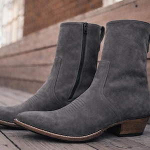 Handgjorda grå mocka Chelsea-stövlar – Bruna västerländska ankelstövlar