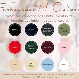 K&ouml;nnte beinhalten: Eine Tabelle mit Farboptionen f&uuml;r T-Shirts, Sweatshirts und Hoodies. Die Farben umfassen Schwarz, Marine, Heather Dunkelgrau, Milit&auml;rgr&uuml;n, Rot, Waldgr&uuml;n, Maroon, Pink, Sand, Soft Cream, Hellblau und Wei&szlig;.