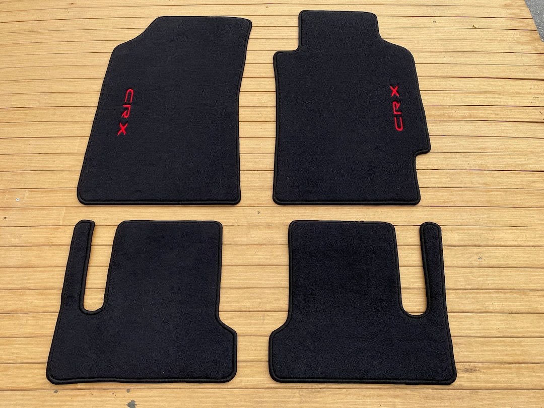 NRG Floor Mats - 88-91Honda Civic CRX w/ NRG Logo main image 1